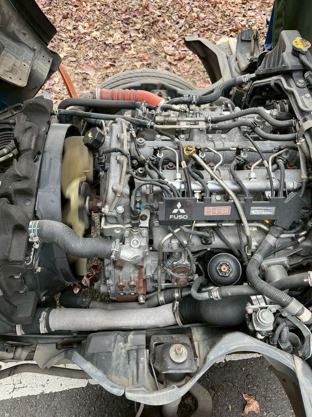 MITSUBISHI三菱 CANTER  第6張相片