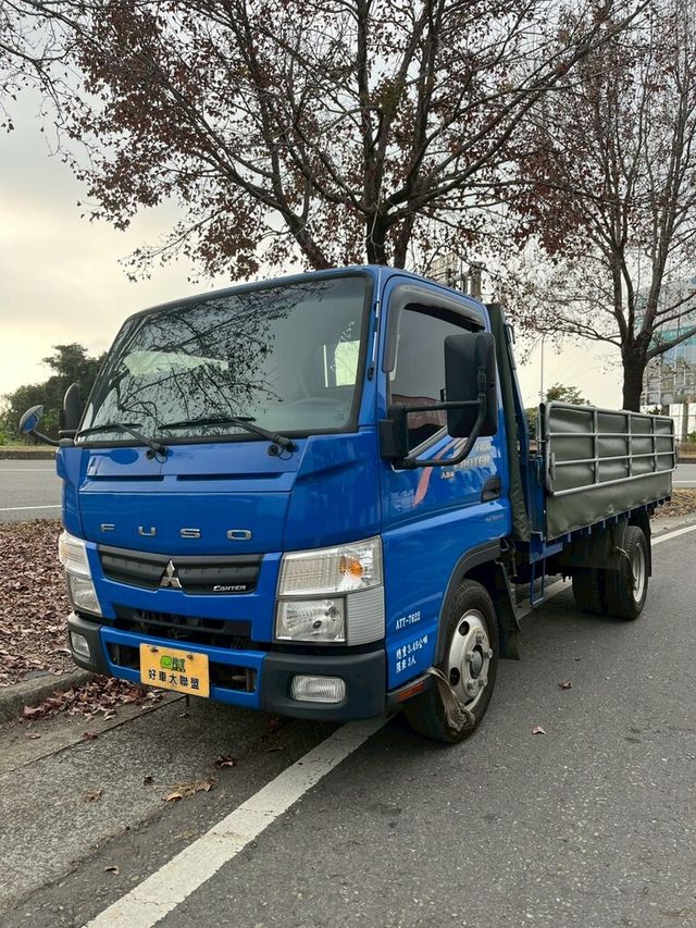 MITSUBISHI三菱 CANTER  第8張相片