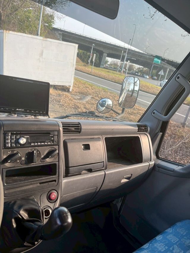 MITSUBISHI三菱 CANTER  第14張相片