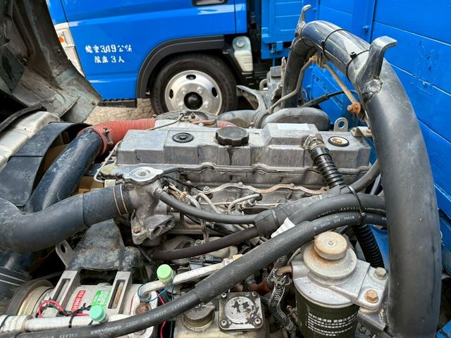 MITSUBISHI三菱 CANTER  第5張相片