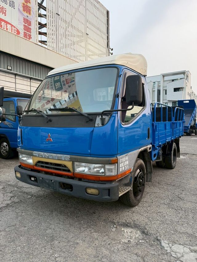 MITSUBISHI三菱 CANTER  第7張相片