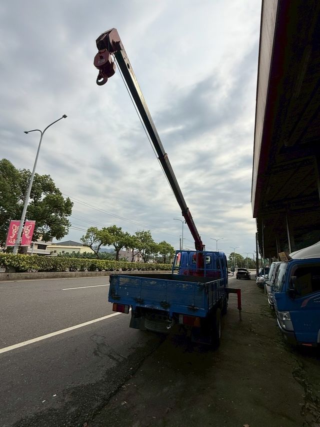 ISUZU五十鈴 ELF  第2張相片