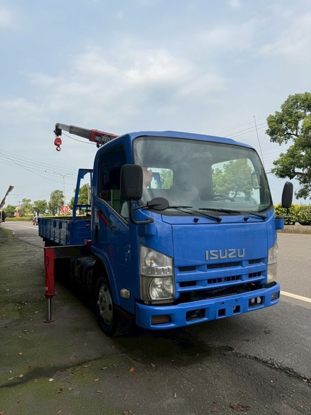 ISUZU五十鈴 ELF  第13張相片