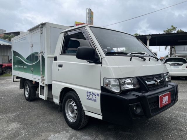 2017年12月份一手車~低里程~全車原廠漆面~2年5萬公里保固  第3張相片