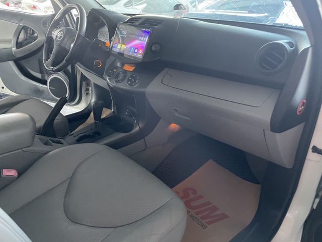 RAV4  第10張相片