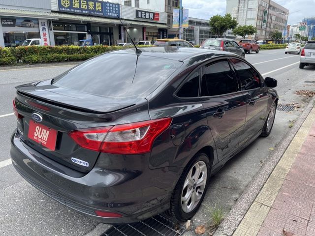 2015年 一手車  原廠運動版 FUCUS   1.6cc  第18張相片