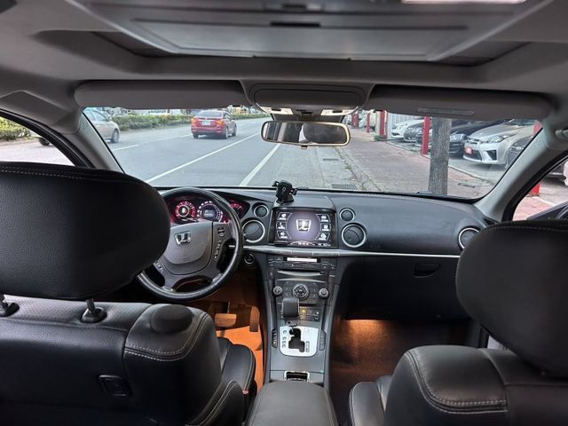 7 SUV 2.2T  第13張相片