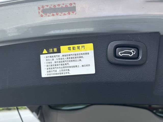 7 SUV 2.2T  第17張相片