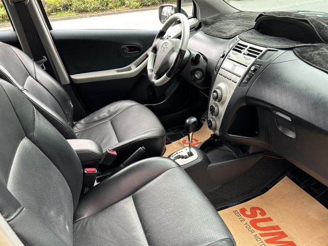 內裝美 車況佳  第10張相片