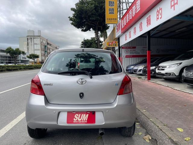 內裝美 車況佳  第14張相片