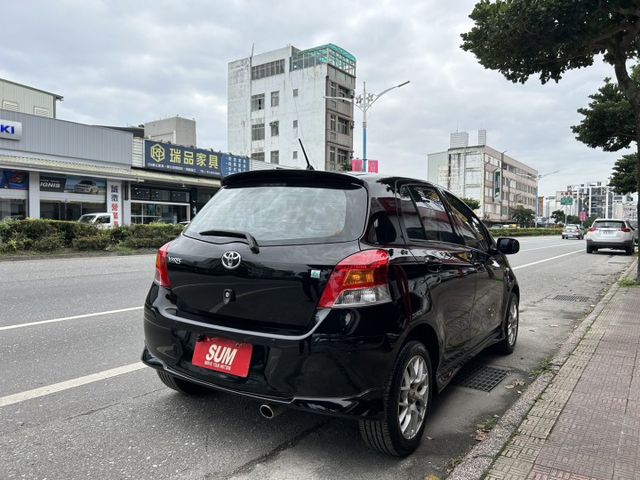 G版小鴨 跑少  低油耗 恆溫 代步車首選  第18張相片