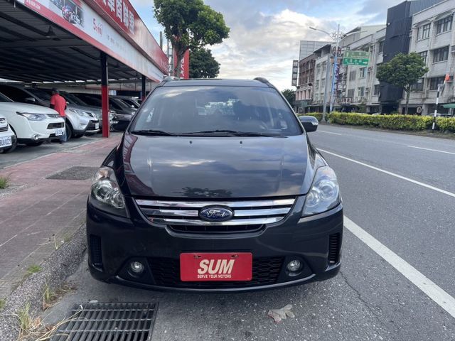 正 7人座 一手車 低里程  安全舒適 功能性到位  第2張相片