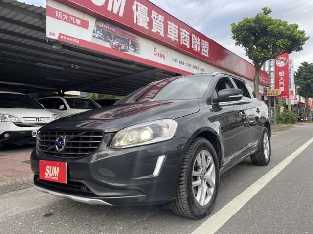 低里程  安全舒適 底盤安穩寧靜 最佳休旅車  第3張相片