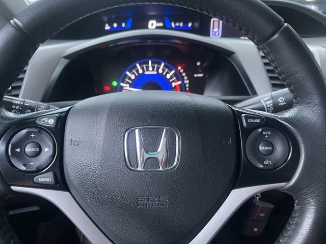 2013年 尾12月  低里程 最佳代步車  第5張相片