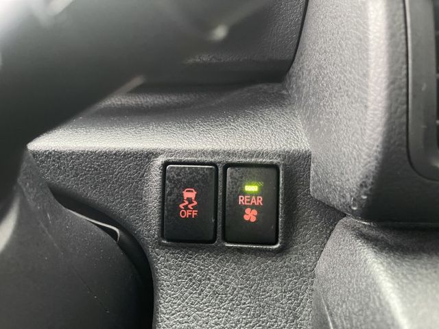 七人座 雙側電滑門 環景 低里程  第17張相片