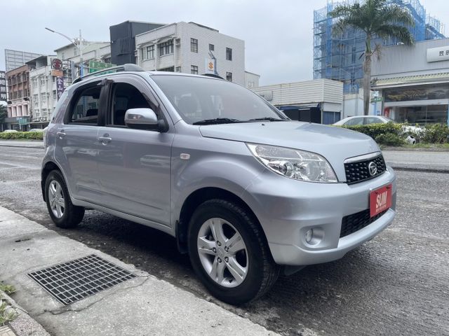 四輪傳動 一手車  車況優質 一年跑一萬多  第3張相片