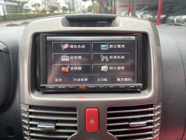 四輪傳動 一手車  車況優質 一年跑一萬多  第7張相片