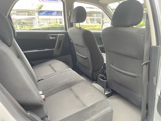 四輪傳動 一手車  車況優質 一年跑一萬多  第11張相片