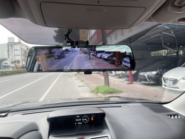 一手車原廠保養  四輪傳動  2.0自然進氣  第9張相片