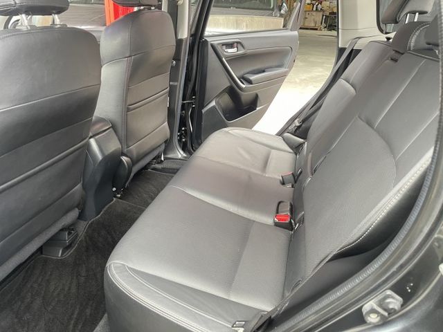 一手車原廠保養  四輪傳動  2.0自然進氣  第13張相片