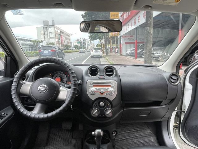 低里程只跑10萬  省油省稅 好選擇  第4張相片