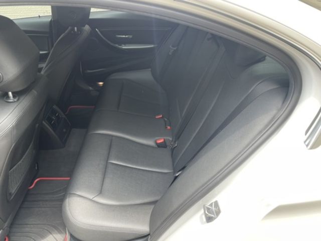 BMW寶馬 318I  第10張相片