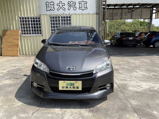 TOYOTA豐田 WISH  第5張相片
