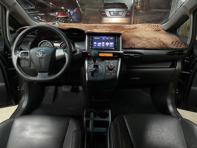 TOYOTA豐田 WISH  第9張相片