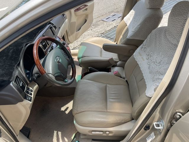 TOYOTA豐田 WISH  第8張相片