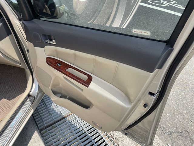 TOYOTA豐田 WISH  第14張相片