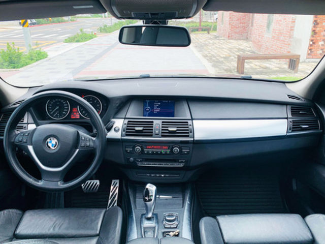 BMW寶馬 X5 XDRIVE35I  第6張相片