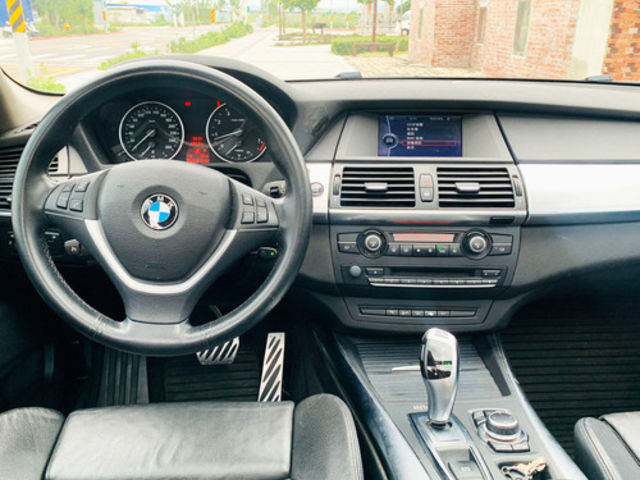 BMW寶馬 X5 XDRIVE35I  第9張相片
