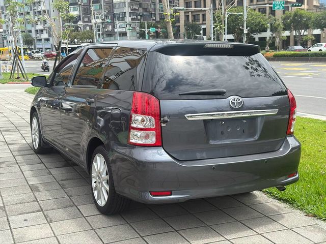 TOYOTA豐田 WISH  第2張相片