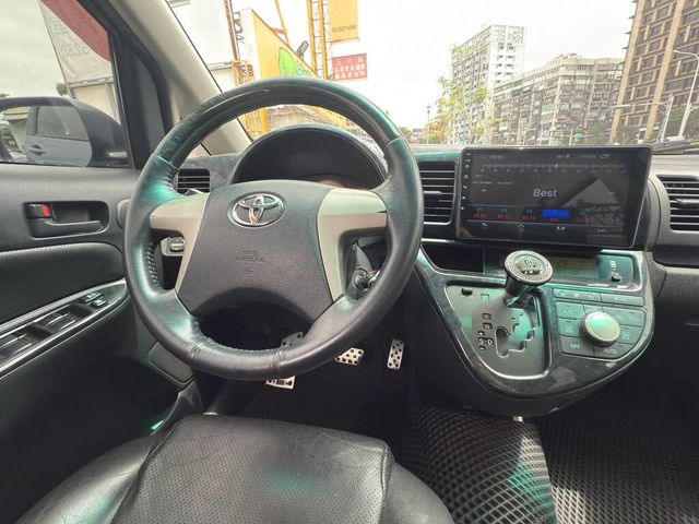 TOYOTA豐田 WISH  第7張相片