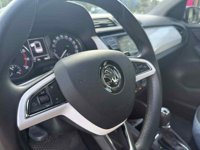 SKODA司科達 FABIA COMBI  第9張相片