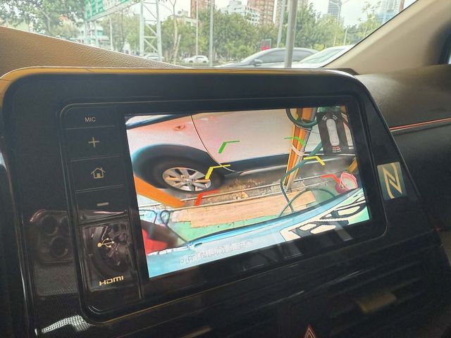 TOYOTA豐田 SIENTA  第17張相片