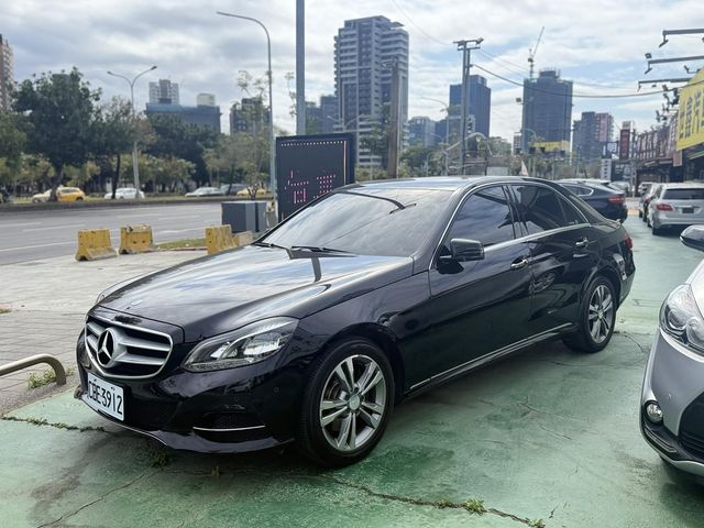 M-BENZ賓士 E250  第1張相片