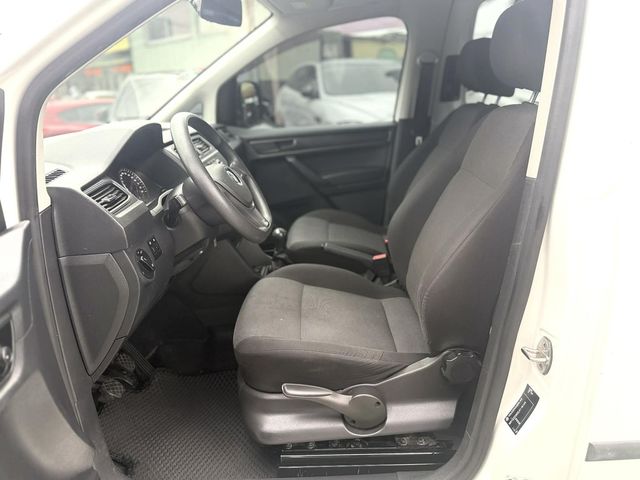 VOLKSWAGEN福斯 CADDY  第6張相片