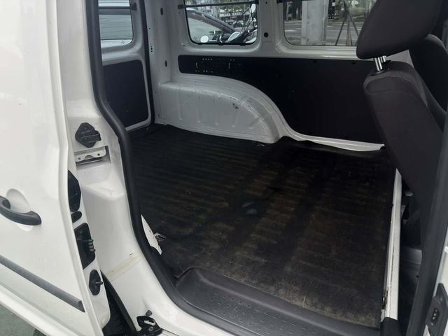 VOLKSWAGEN福斯 CADDY  第9張相片