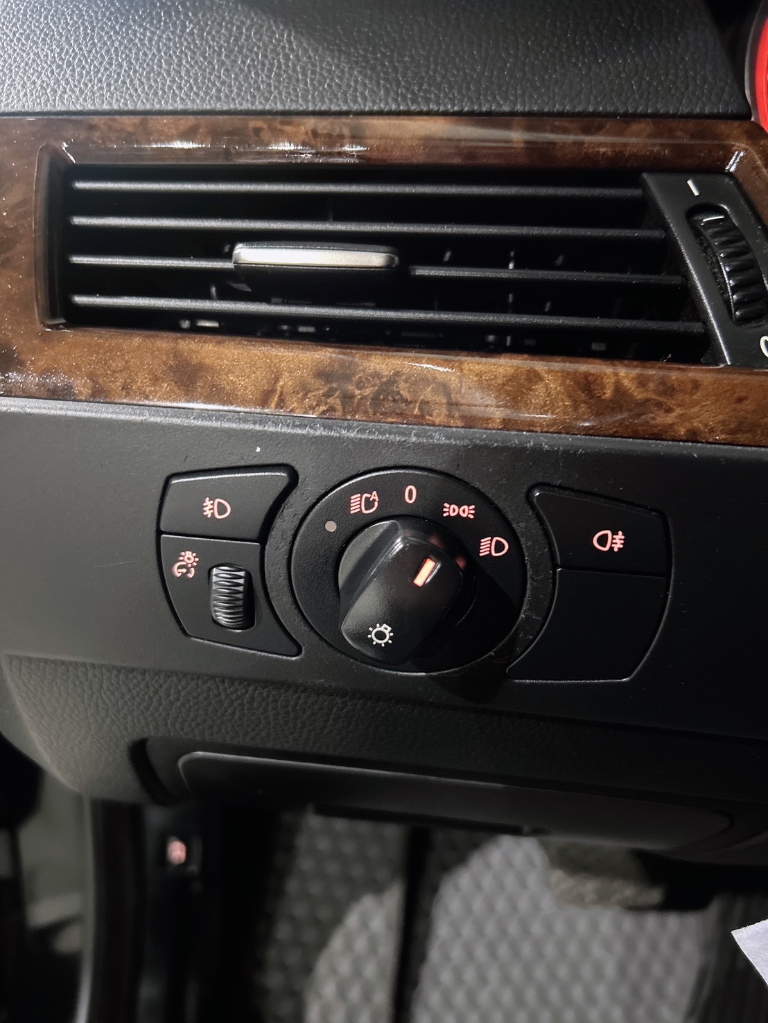 2007年 BMW  523i <便宜賣 實車實價 >  第12張相片