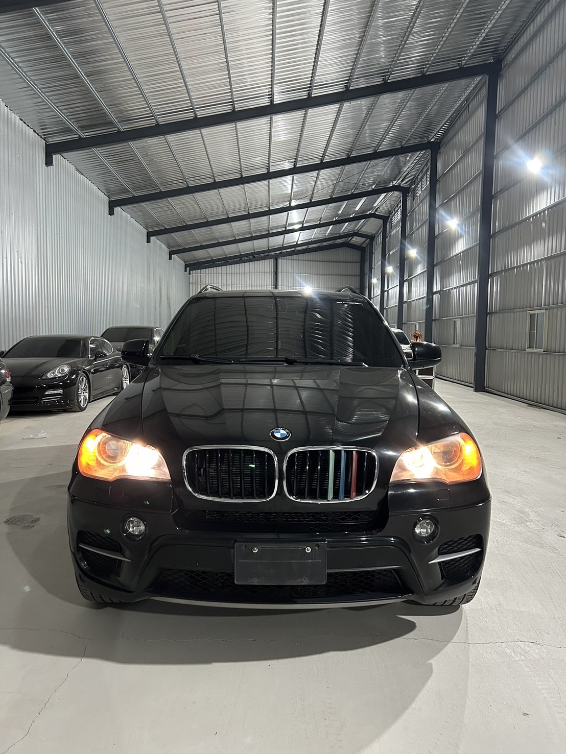 2011 BMW X5 豪華運動休旅車 <實車實價 實車在庫>  第2張相片