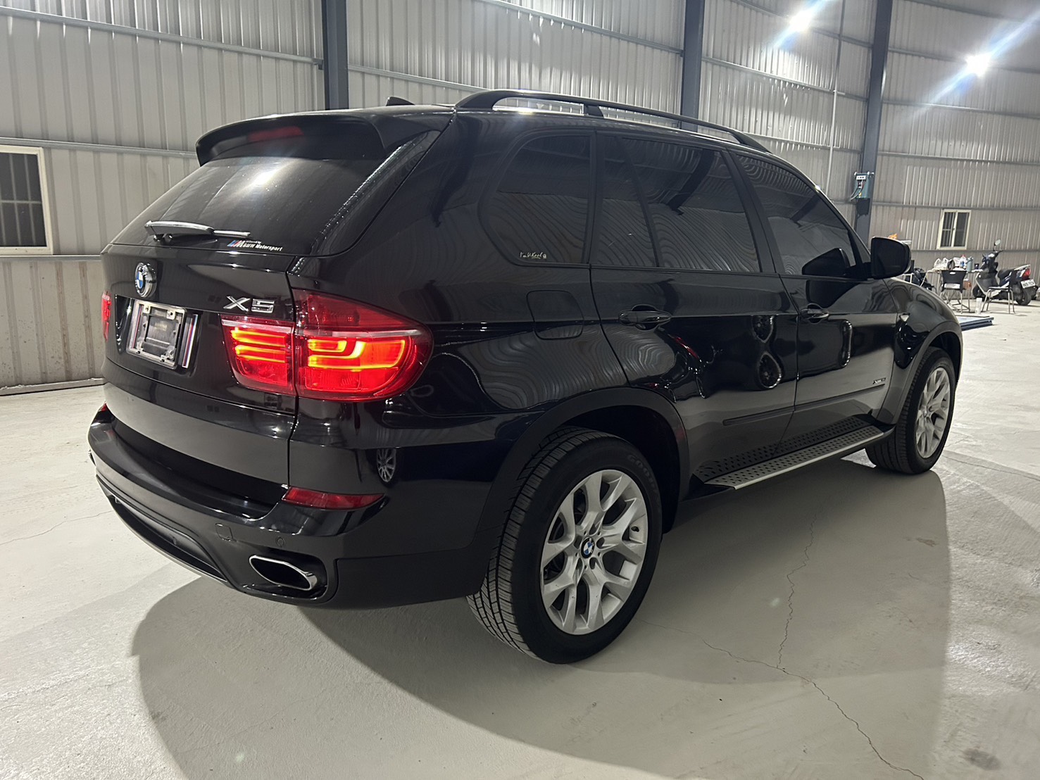 2011 BMW X5 豪華運動休旅車 <實車實價 實車在庫>  第4張相片