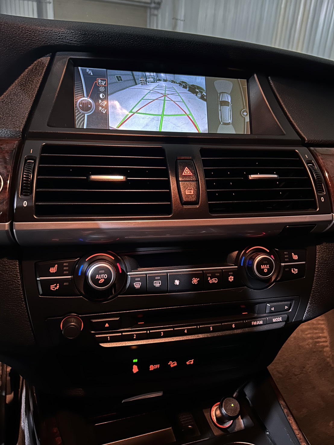 2011 BMW X5 豪華運動休旅車 <實車實價 實車在庫>  第17張相片