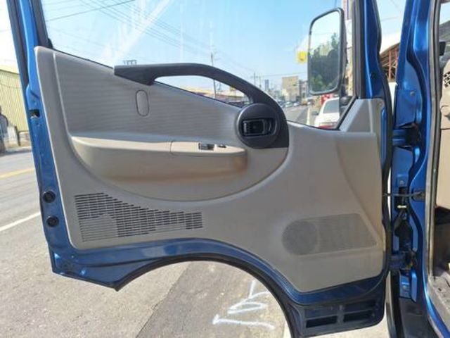 NISSAN日產 CABSTAR  第12張相片