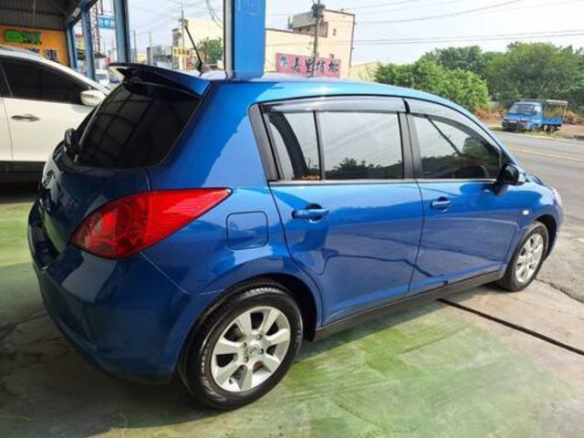 NISSAN日產 TIIDA  第2張相片
