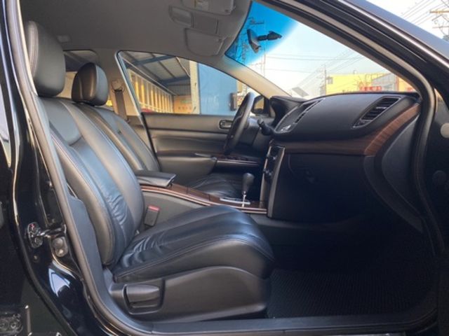 NISSAN日產 TEANA  第14張相片