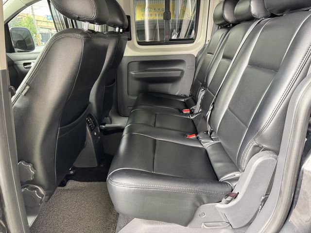 VOLKSWAGEN福斯 CADDY  第13張相片