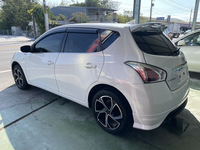 NISSAN日產 TIIDA  第15張相片