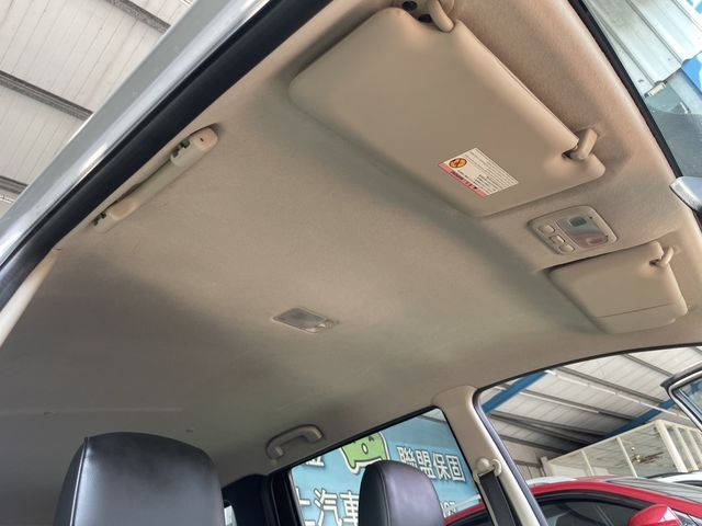 NISSAN日產 LIVINA  第12張相片
