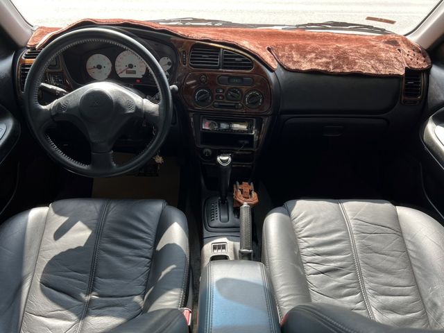 MITSUBISHI三菱 LANCER  第5張相片